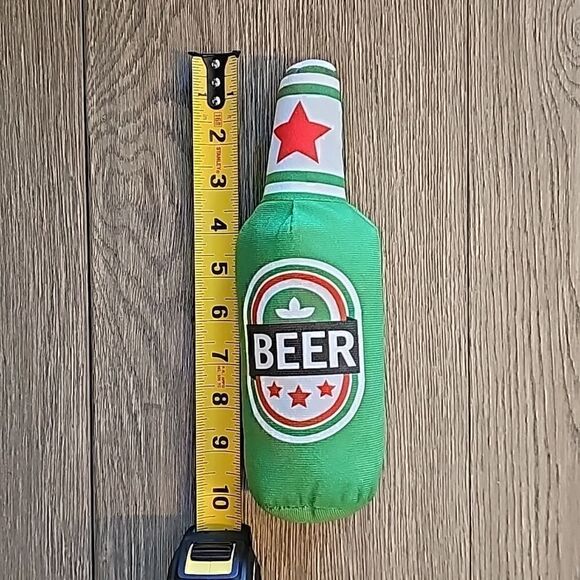 New Plush Beer Dog Toy Squeaker Inside for Big Dogs Brand New NWT - Picture 2 of 4